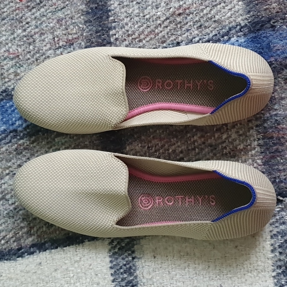 GUC Rothys loafers, size 9